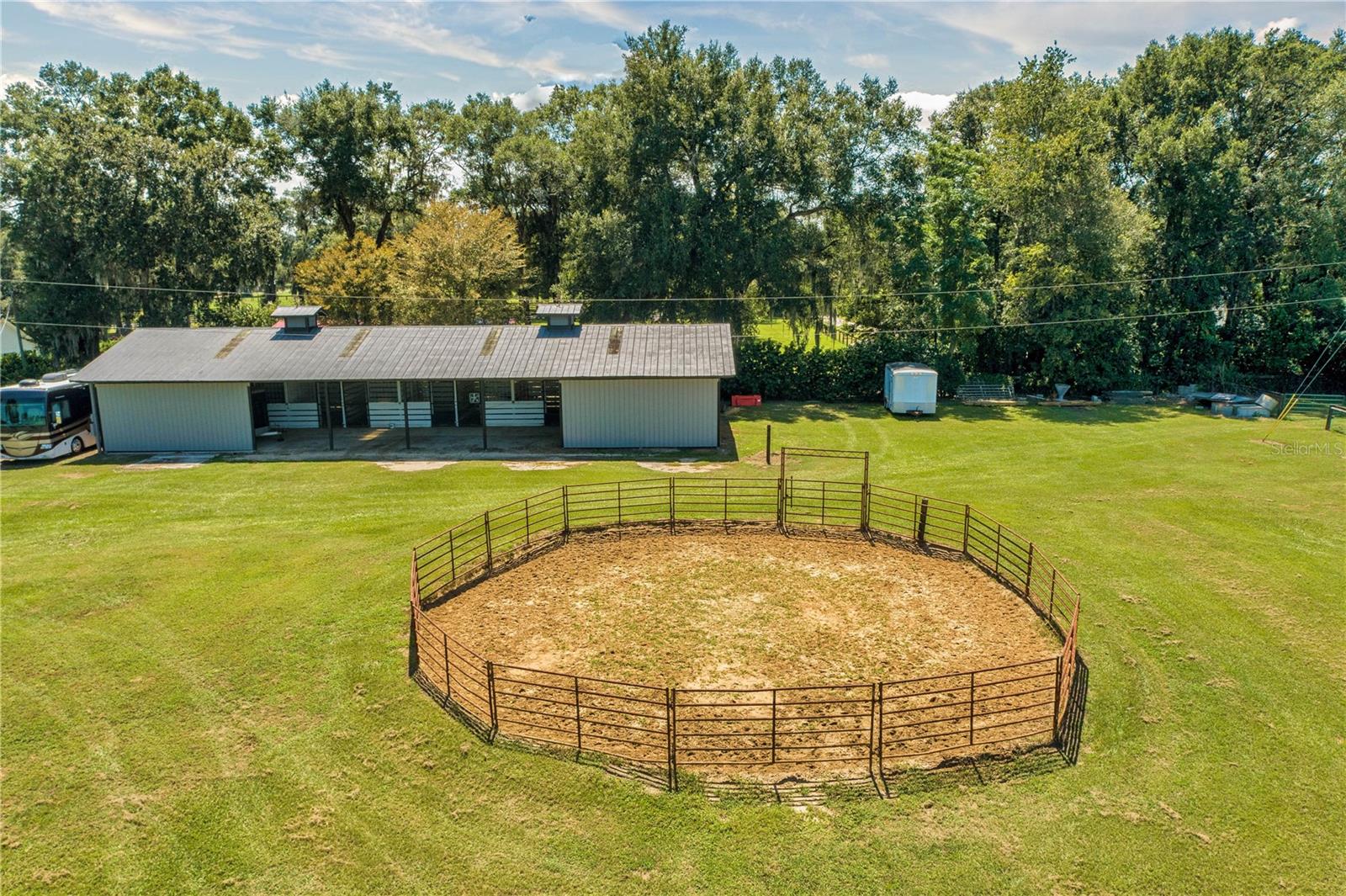 CUTTERS QUARTERS - Farm