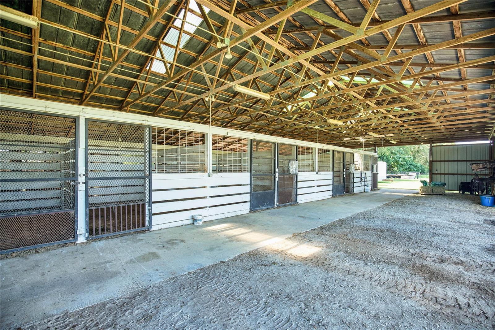 CUTTERS QUARTERS - Farm