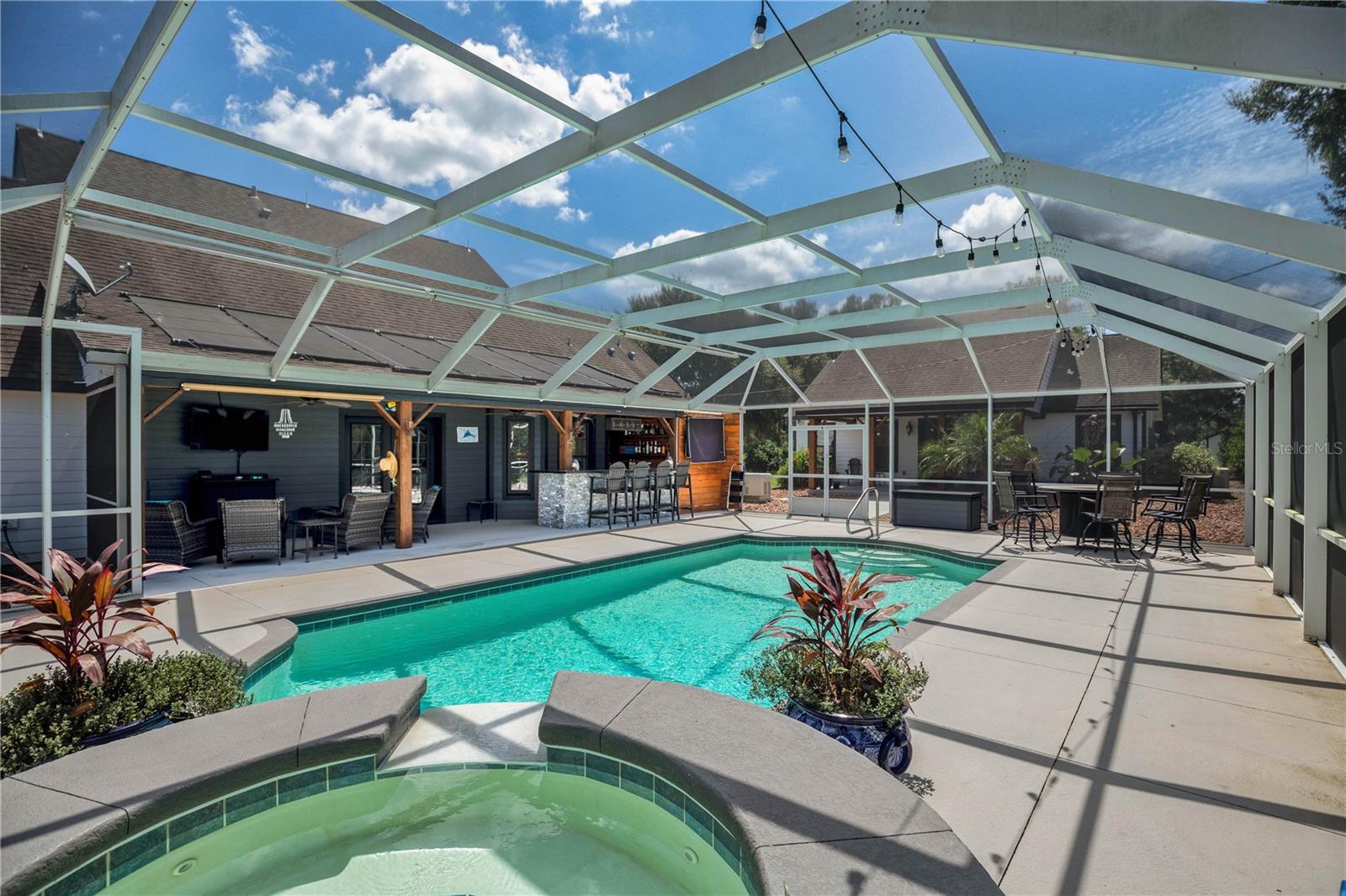 CUTTERS QUARTERS - Farm