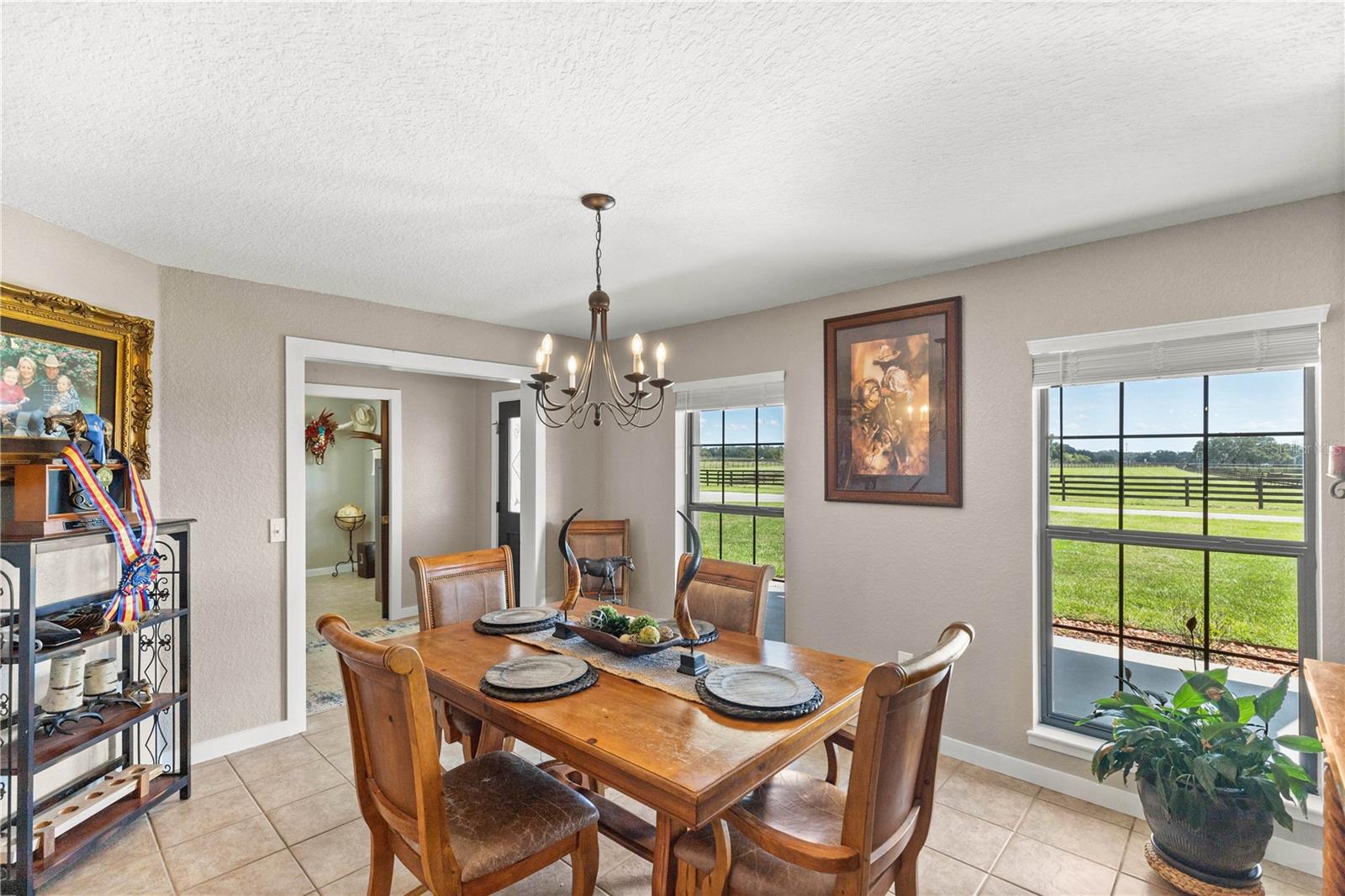 CUTTERS QUARTERS - Farm