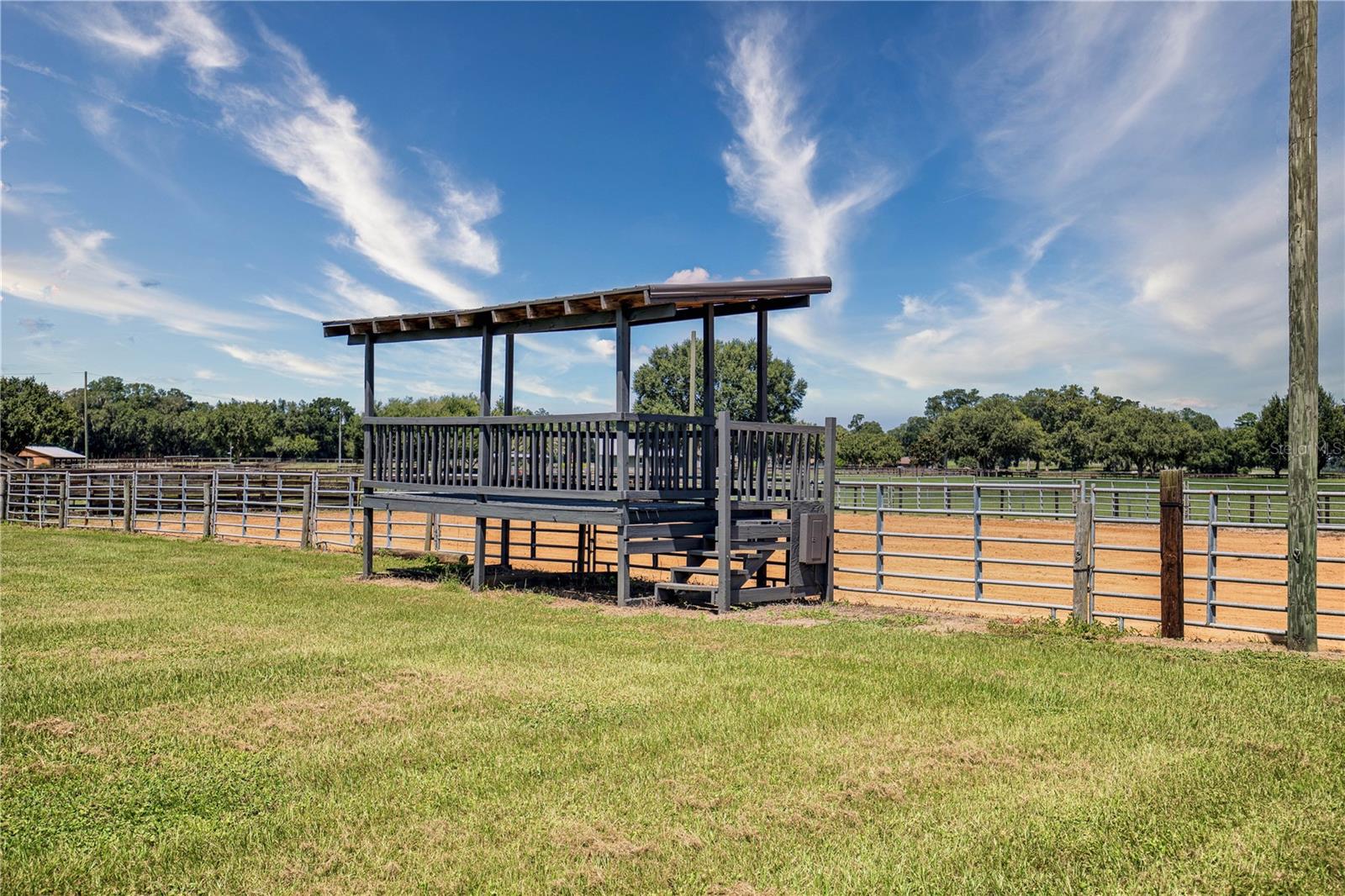 CUTTERS QUARTERS - Farm