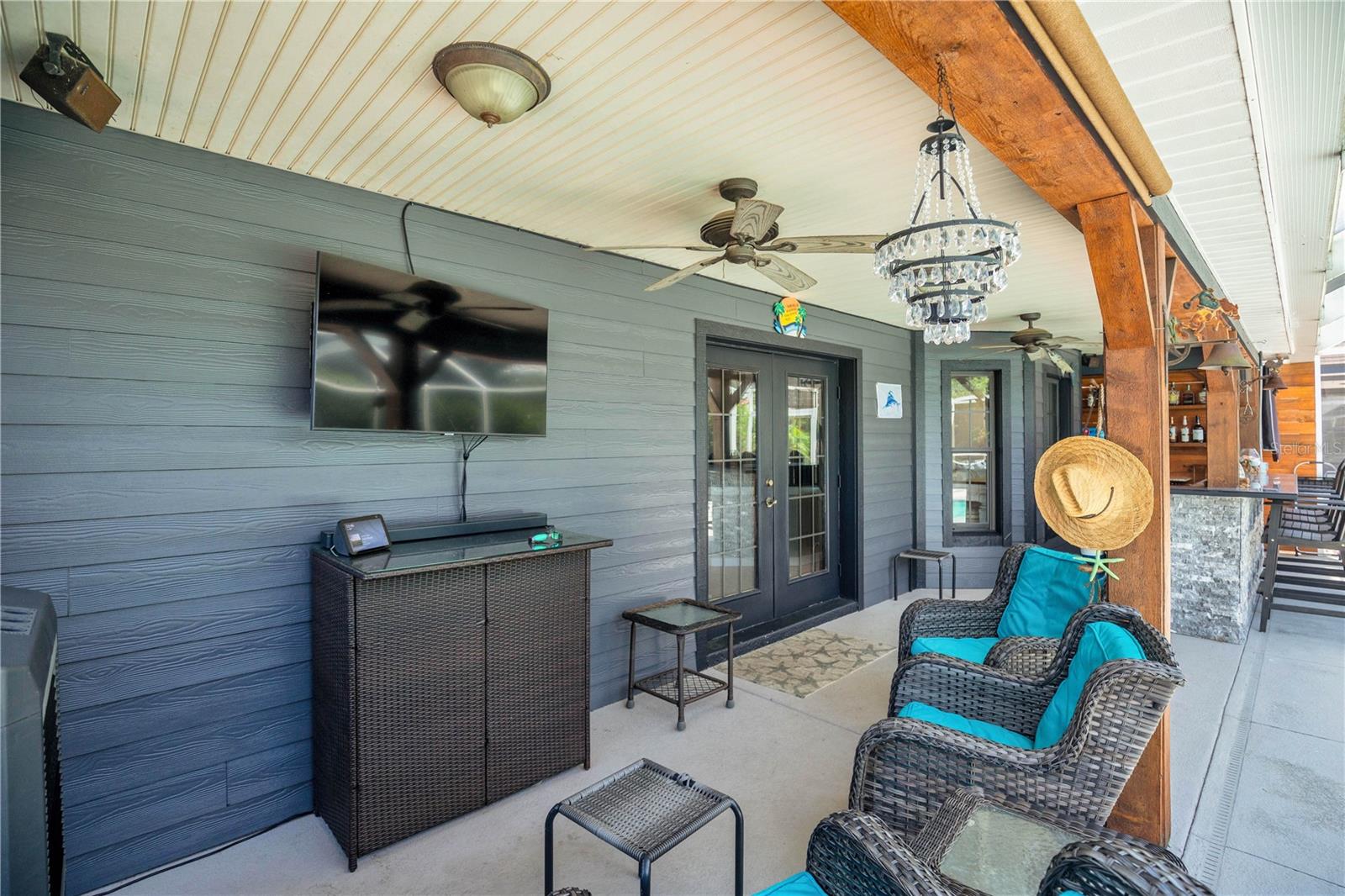 CUTTERS QUARTERS - Farm