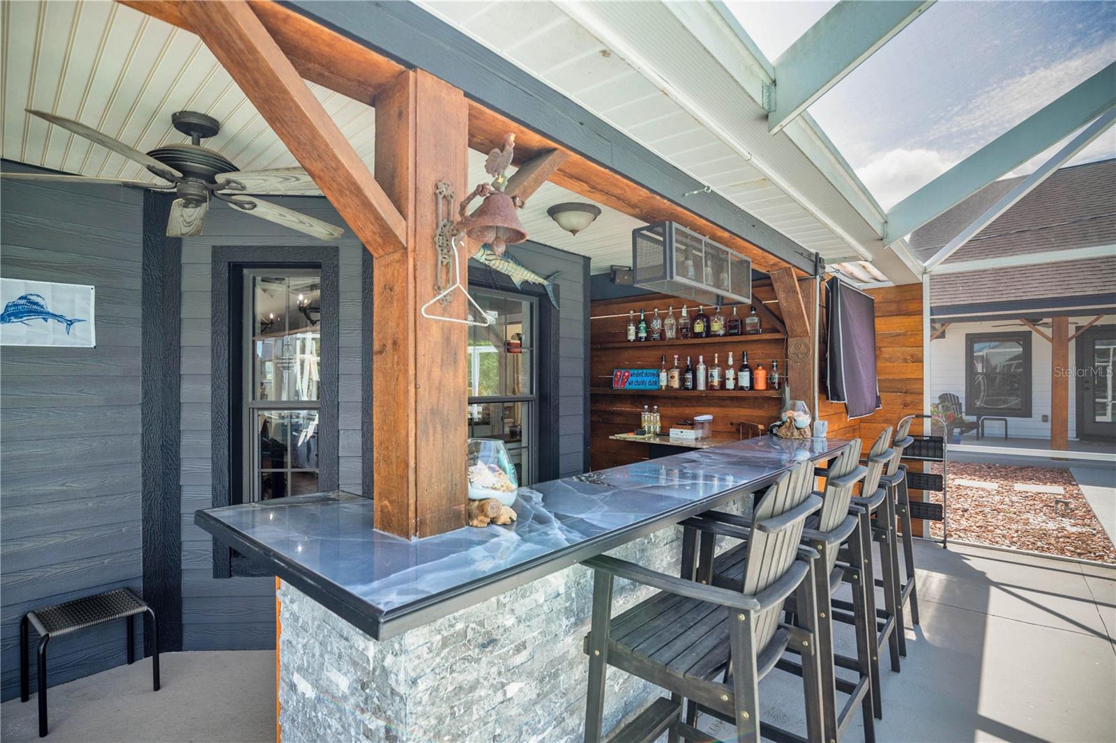 CUTTERS QUARTERS - Farm