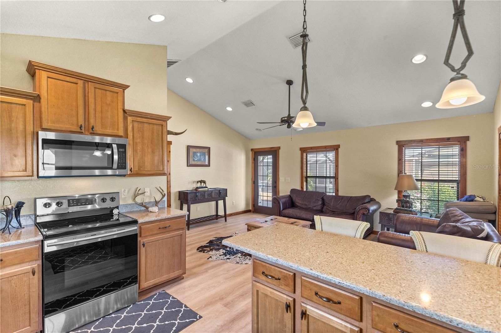 CUTTERS QUARTERS - Farm