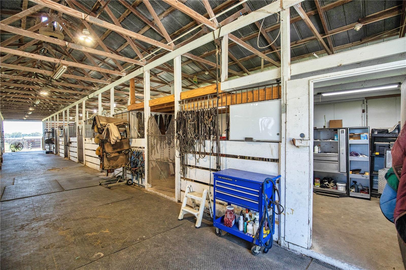 CUTTERS QUARTERS - Farm