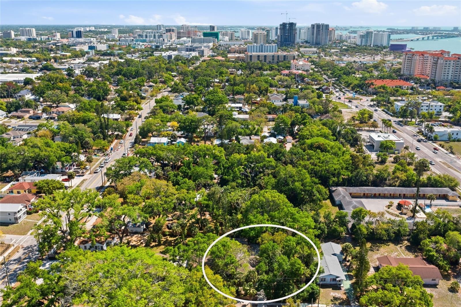 EDGEWATER - Residential