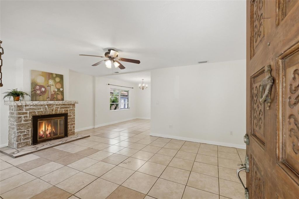 Photo of 1264 18th Street, Sarasota, FL 34234 (MLS # A4687775)