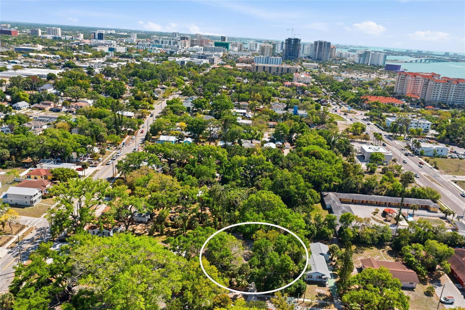 EDGEWATER - Residential