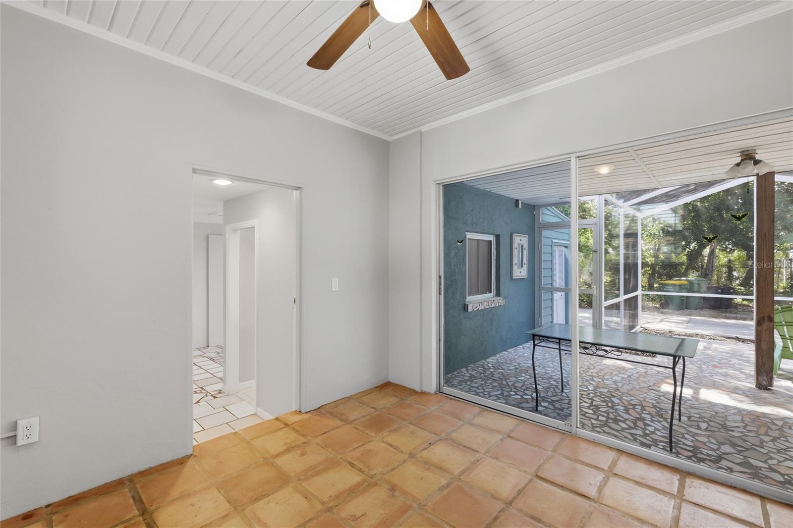 EDGEWATER - Residential