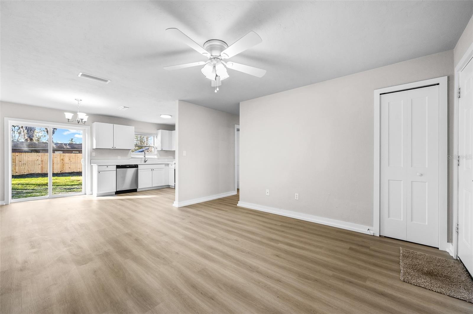 LINCOLN ESTATES 4TH ADD - Residential