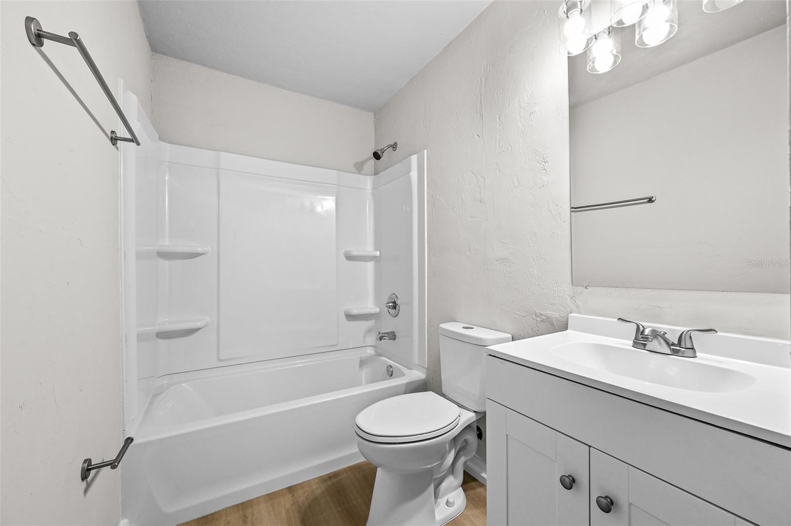 LINCOLN ESTATES 4TH ADD - Residential