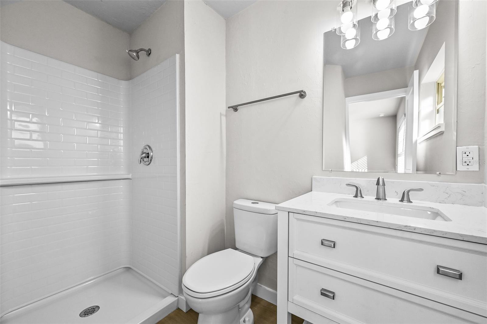 LINCOLN ESTATES 4TH ADD - Residential