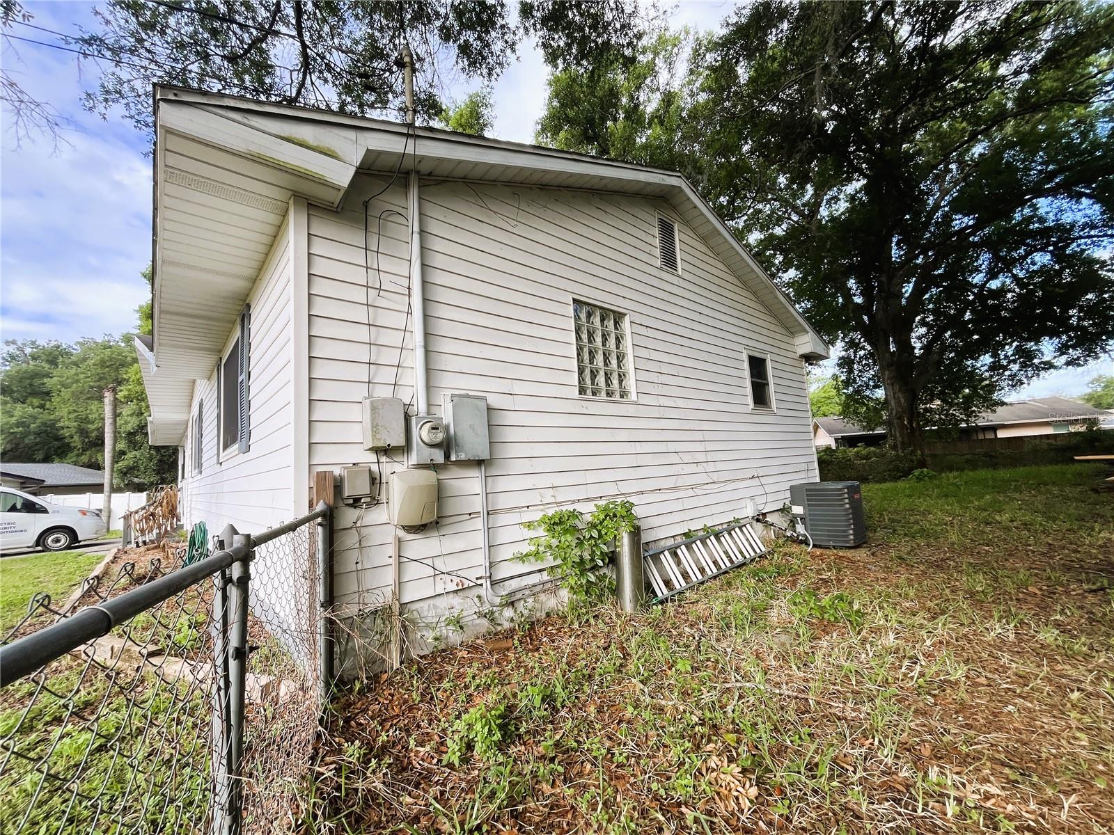 CARTER HEIGHTS - Residential