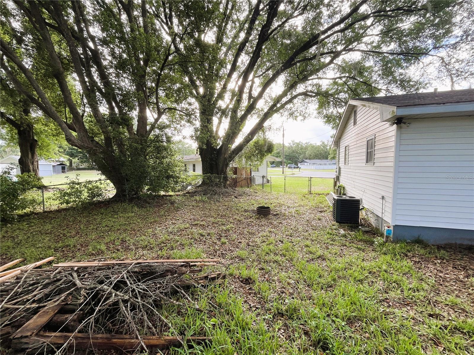 CARTER HEIGHTS - Residential