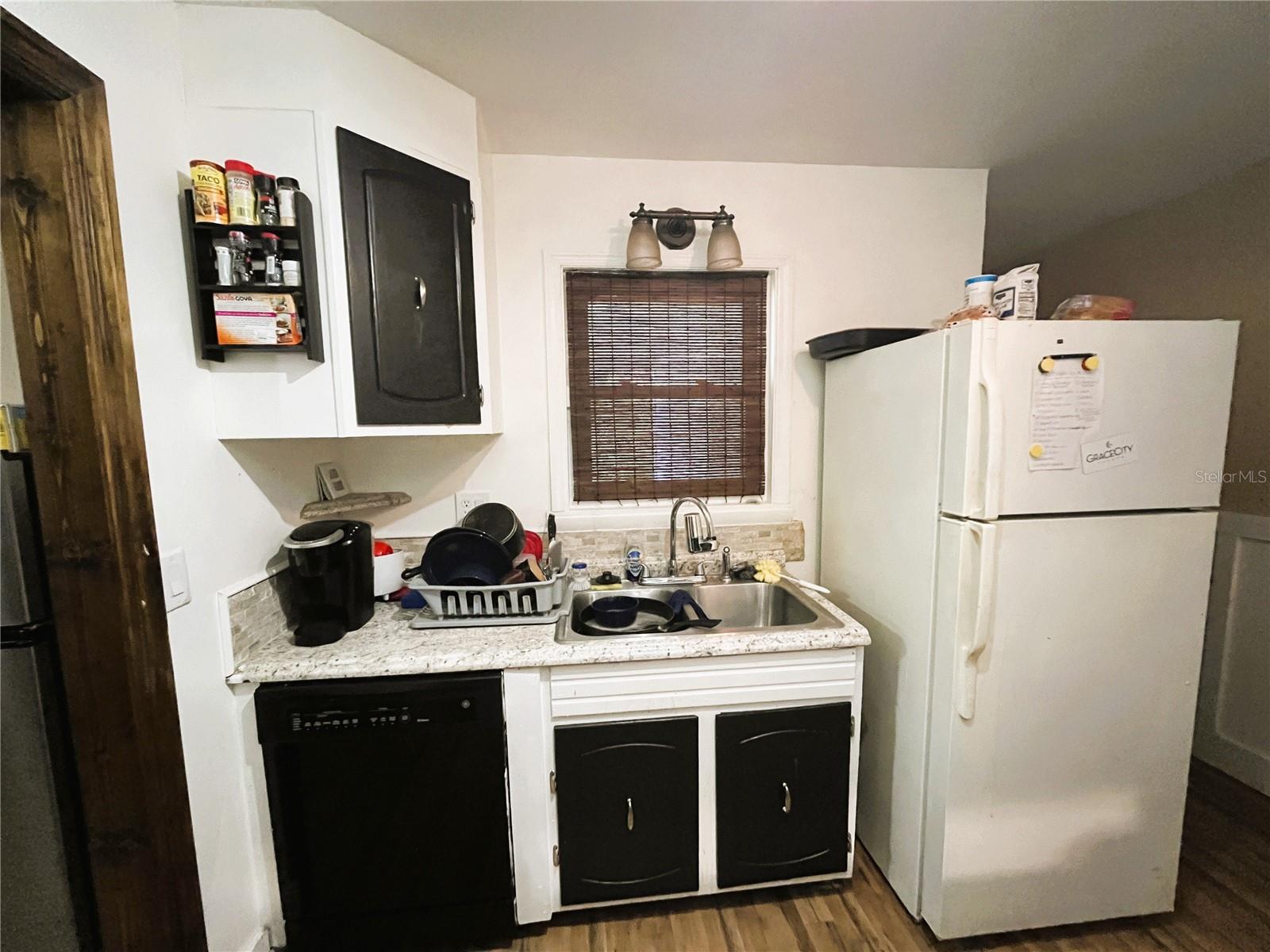 CARTER HEIGHTS - Residential