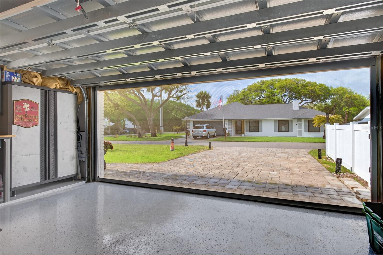 LIGHTHOUSE SHORES - Residential