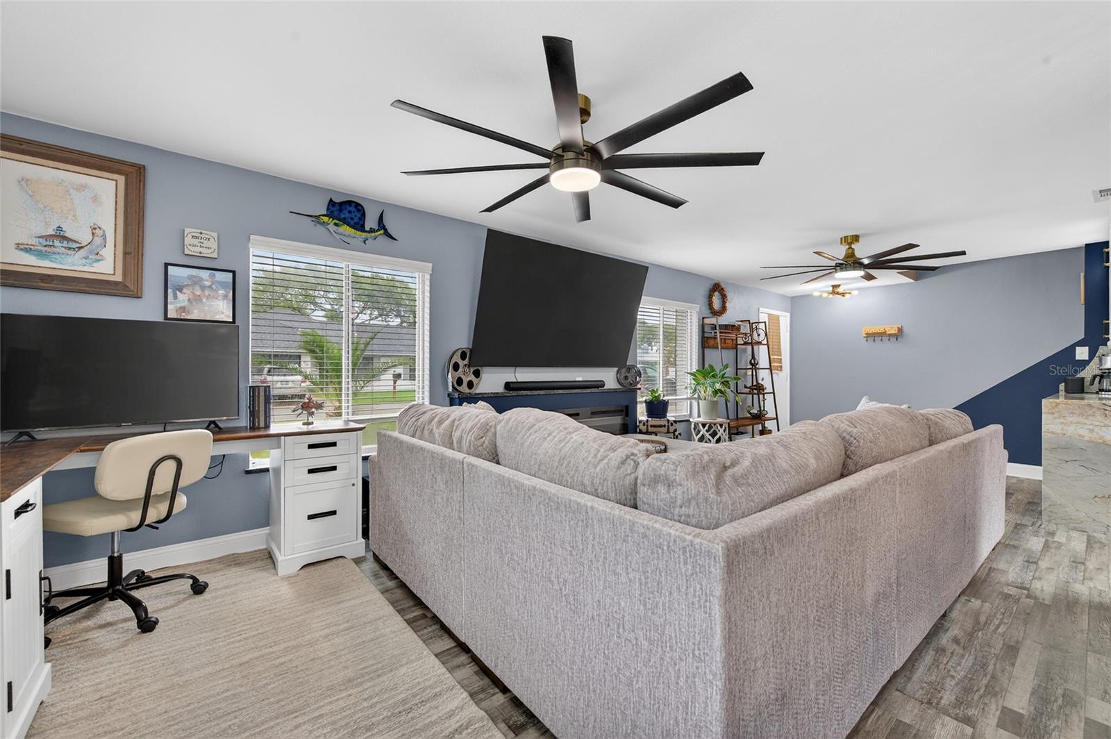 LIGHTHOUSE SHORES - Residential