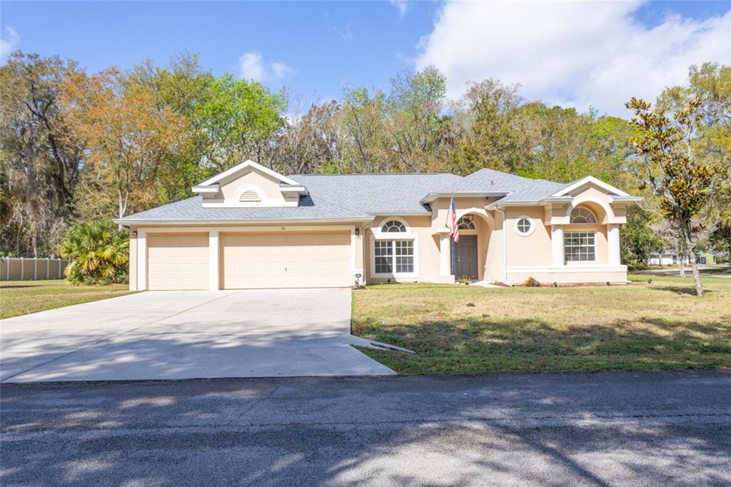 Photo of 65 Blare Drive, Palm Coast, FL 32137 (MLS # FC316671)
