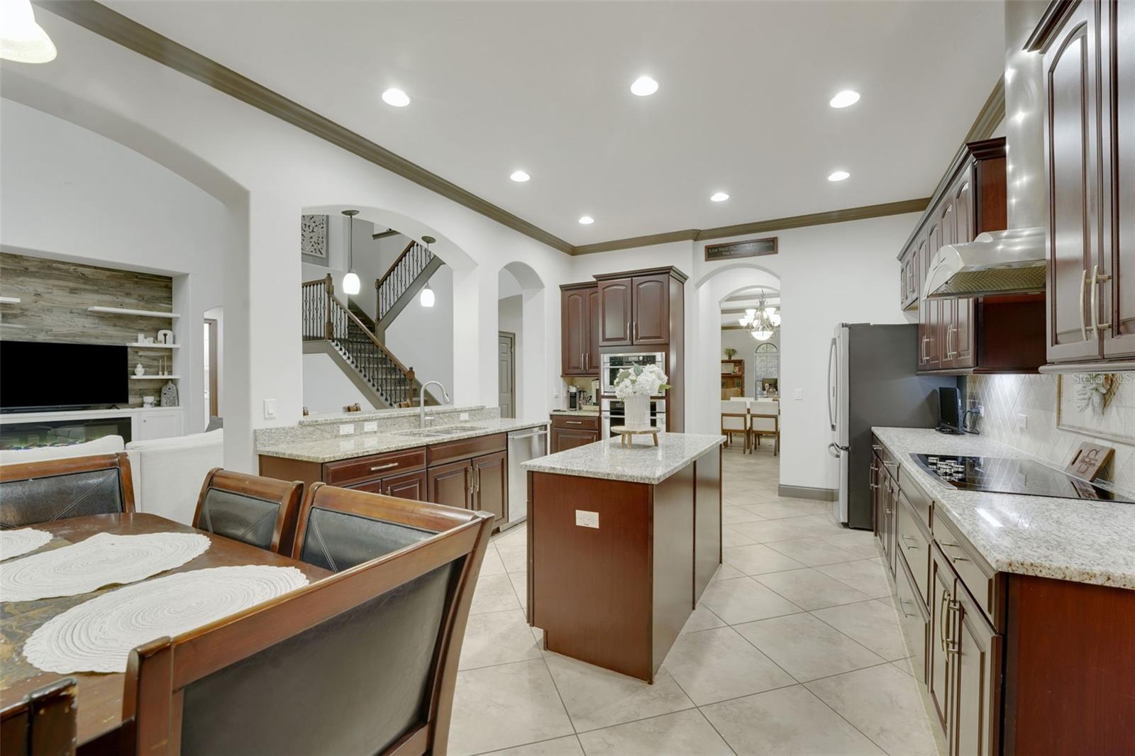 LAKE FOREST SEC 9A - Residential