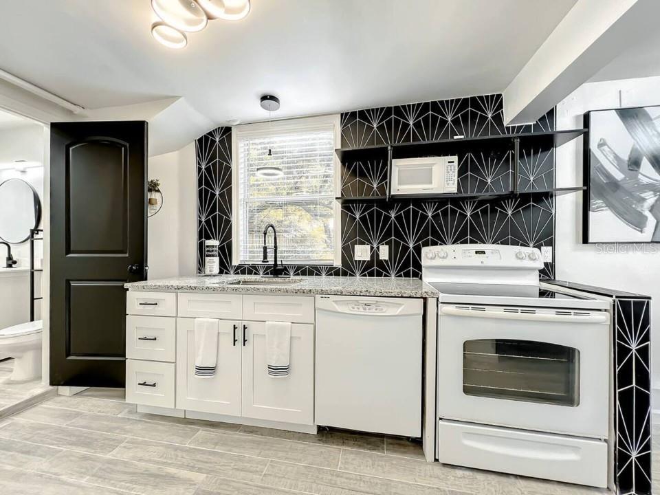 JACOB A HOLLENBECKS SUB - Residential Income