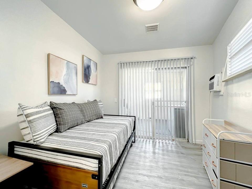 JACOB A HOLLENBECKS SUB - Residential Income