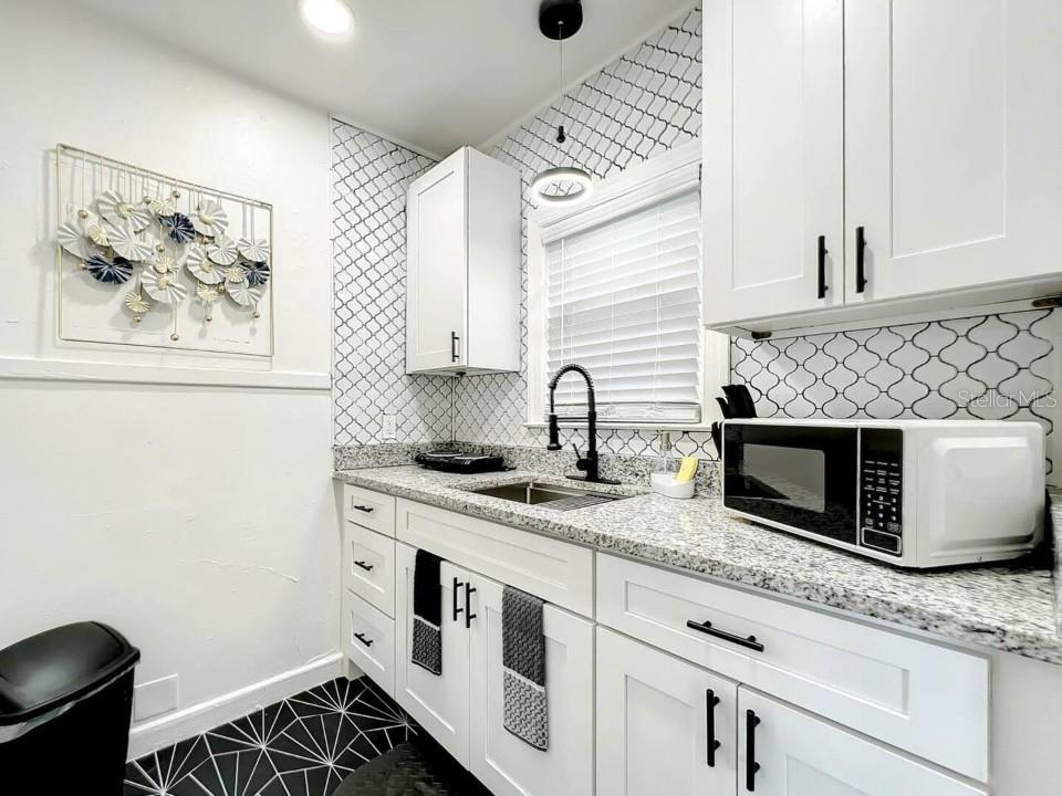 JACOB A HOLLENBECKS SUB - Residential Income