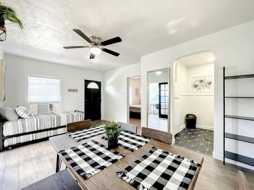 JACOB A HOLLENBECKS SUB - Residential Income