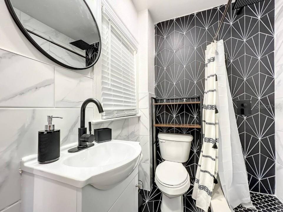 JACOB A HOLLENBECKS SUB - Residential Income