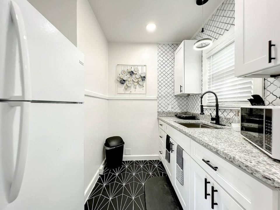 JACOB A HOLLENBECKS SUB - Residential Income