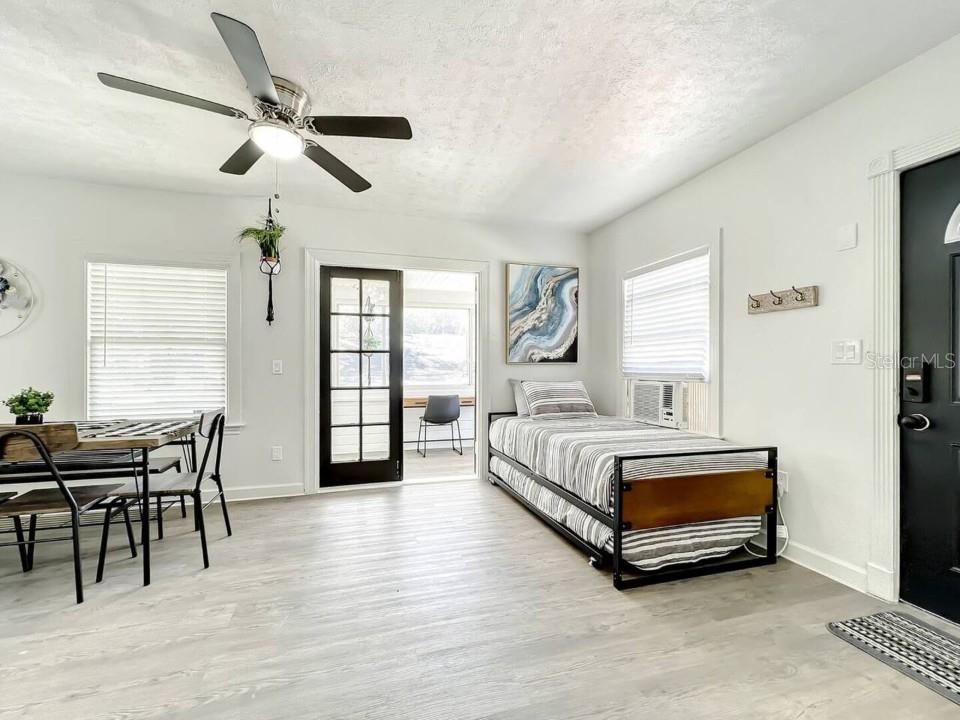 JACOB A HOLLENBECKS SUB - Residential Income