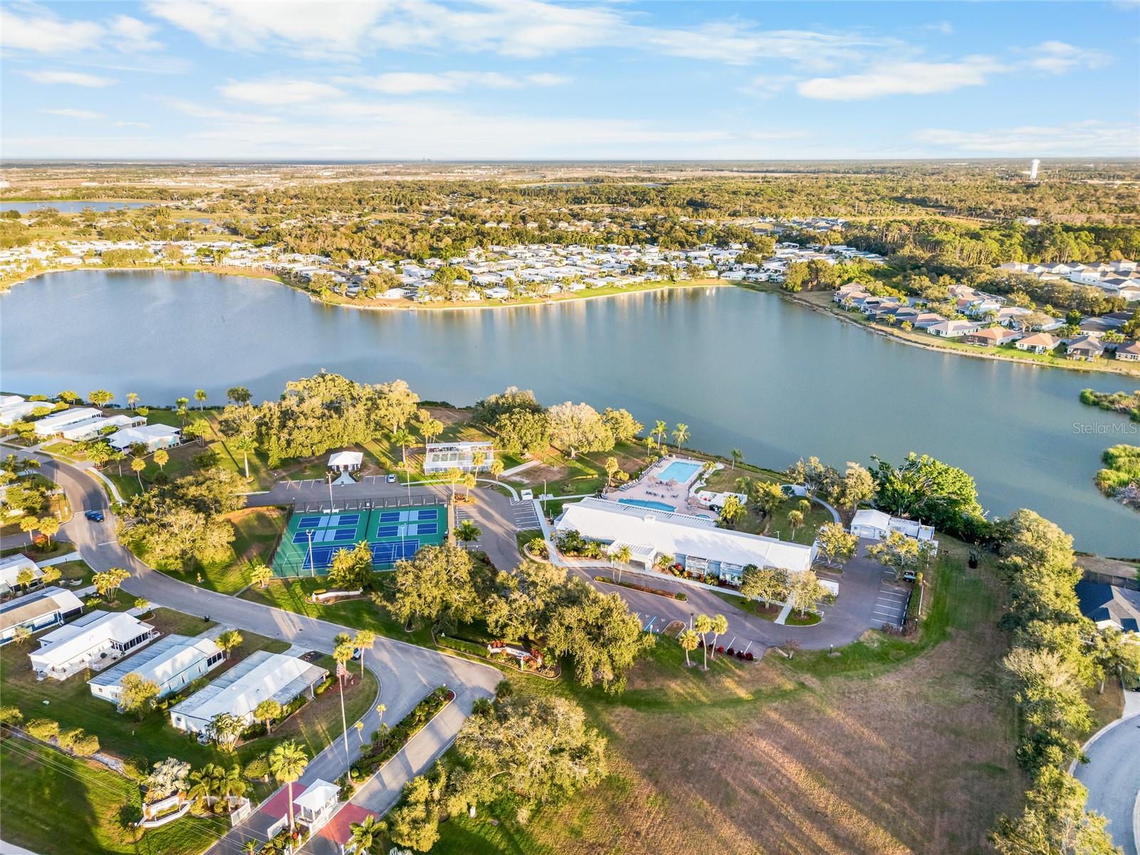 IMPERIAL LAKES ESTATES UNIT I - Residential