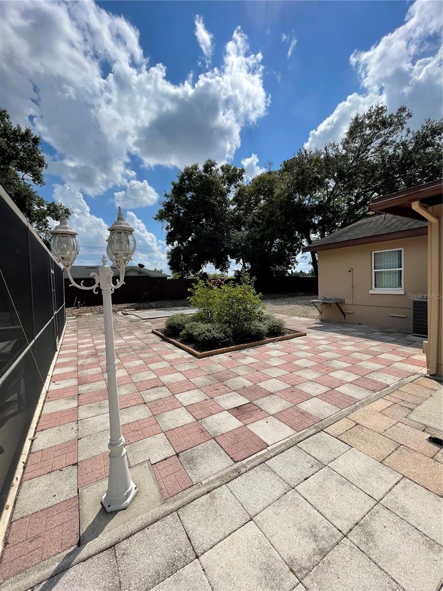 LAKE JESSAMINE ESTS - Residential