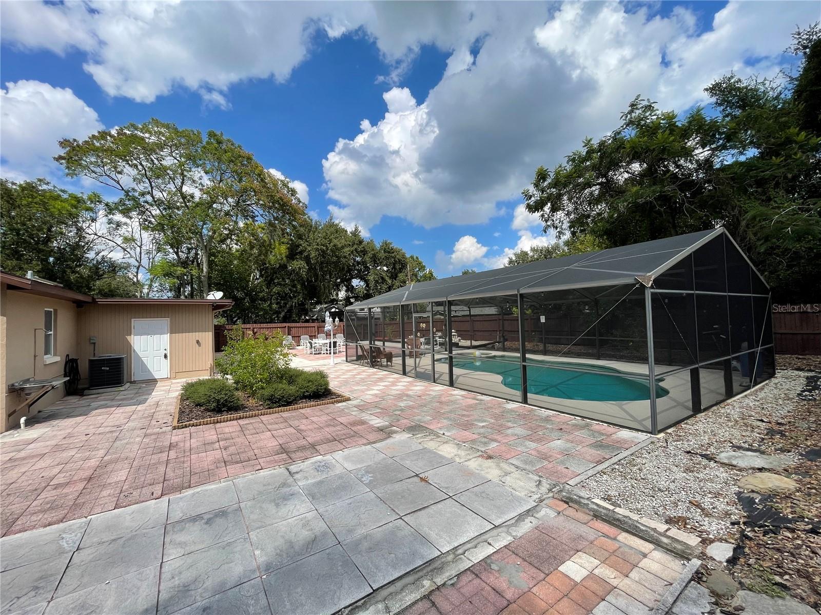 LAKE JESSAMINE ESTS - Residential