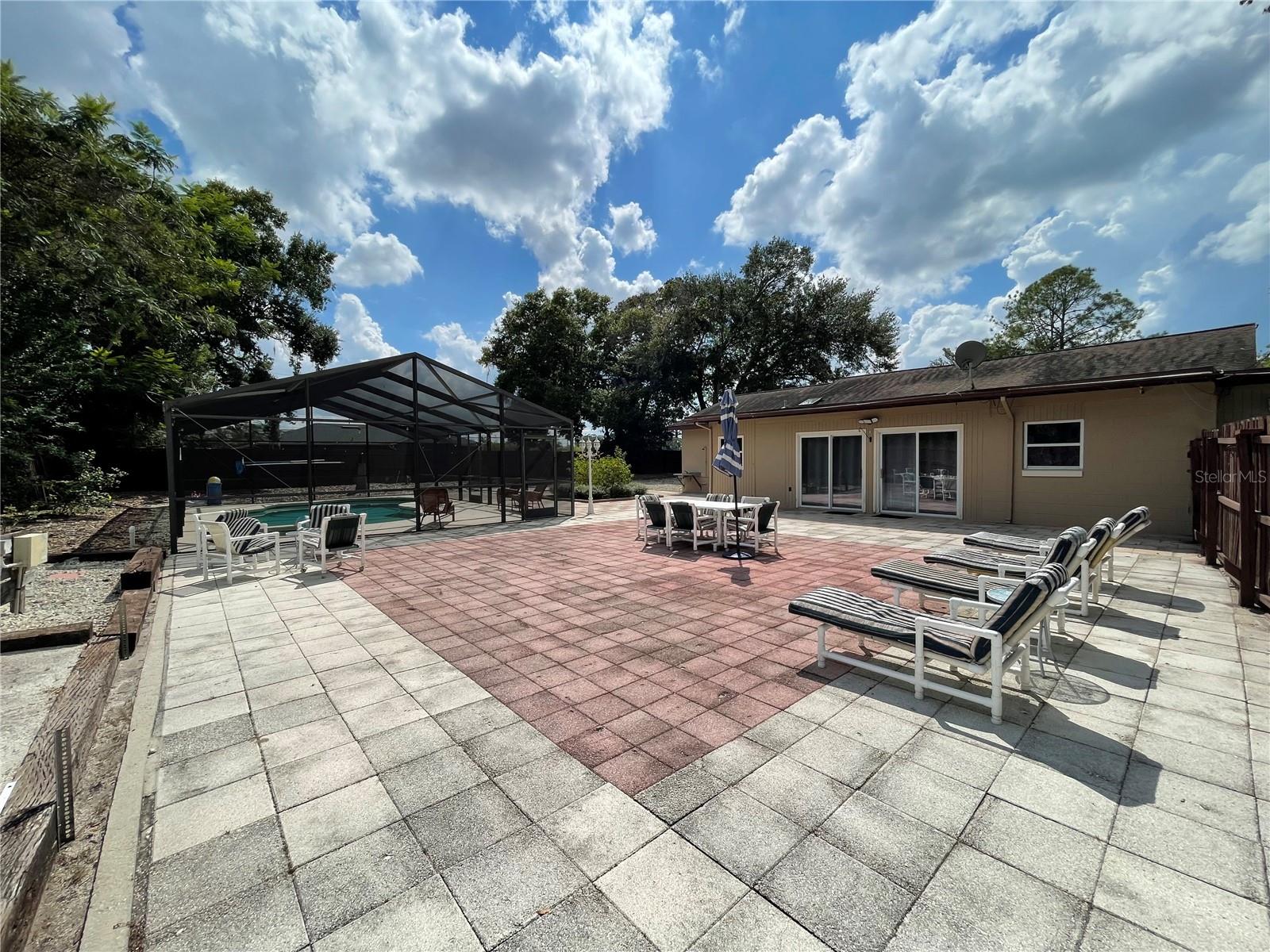 LAKE JESSAMINE ESTS - Residential