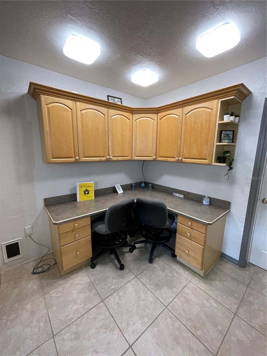 LAKE JESSAMINE ESTS - Residential