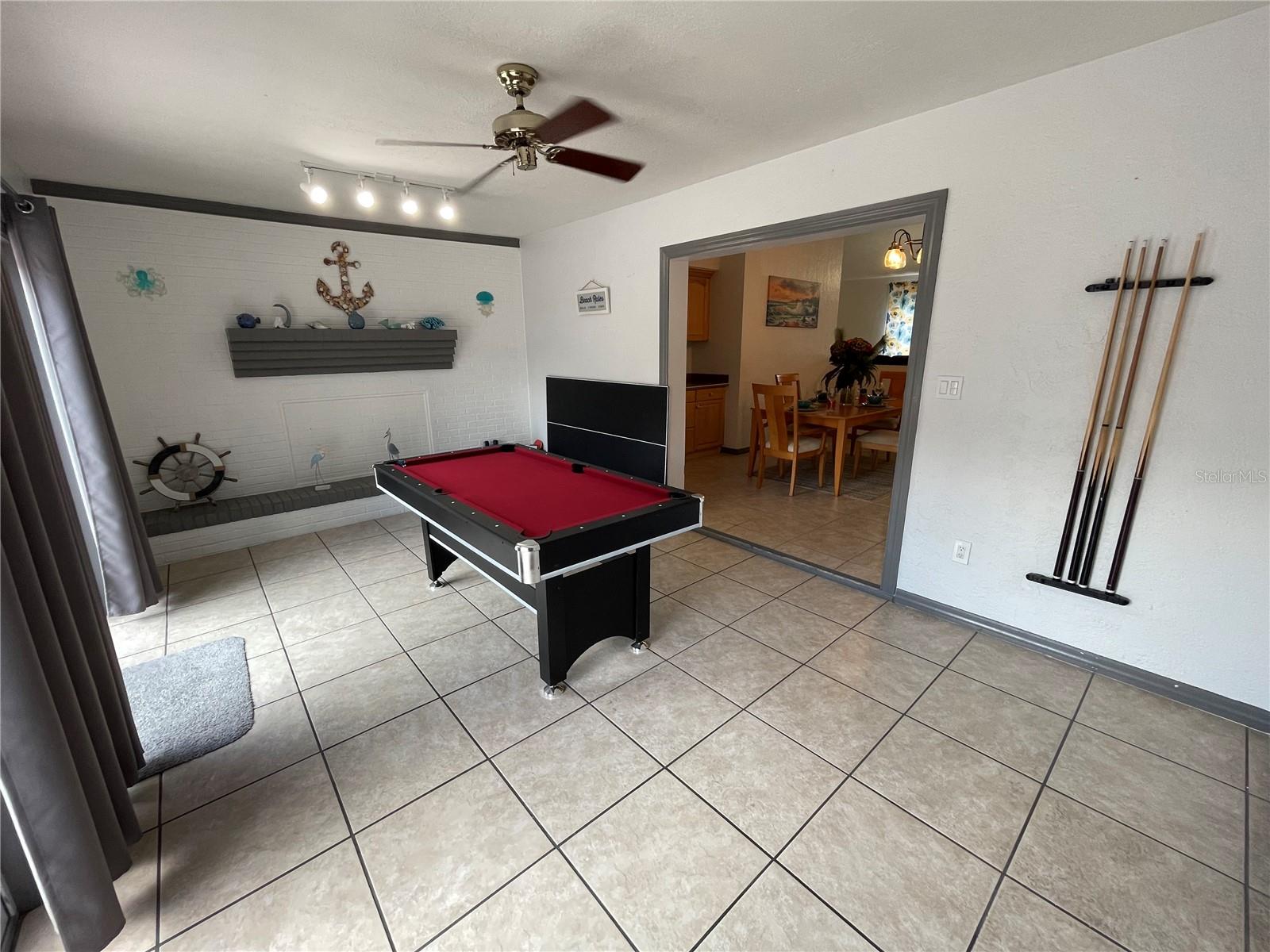 LAKE JESSAMINE ESTS - Residential