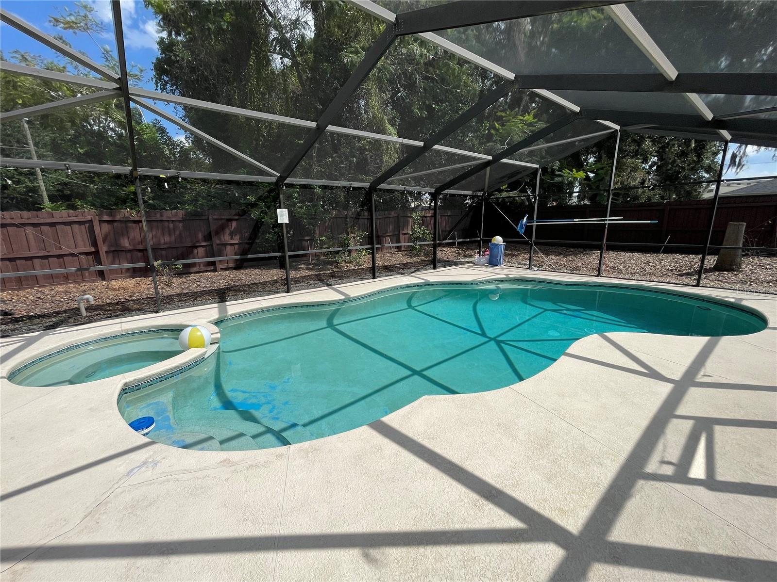 LAKE JESSAMINE ESTS - Residential