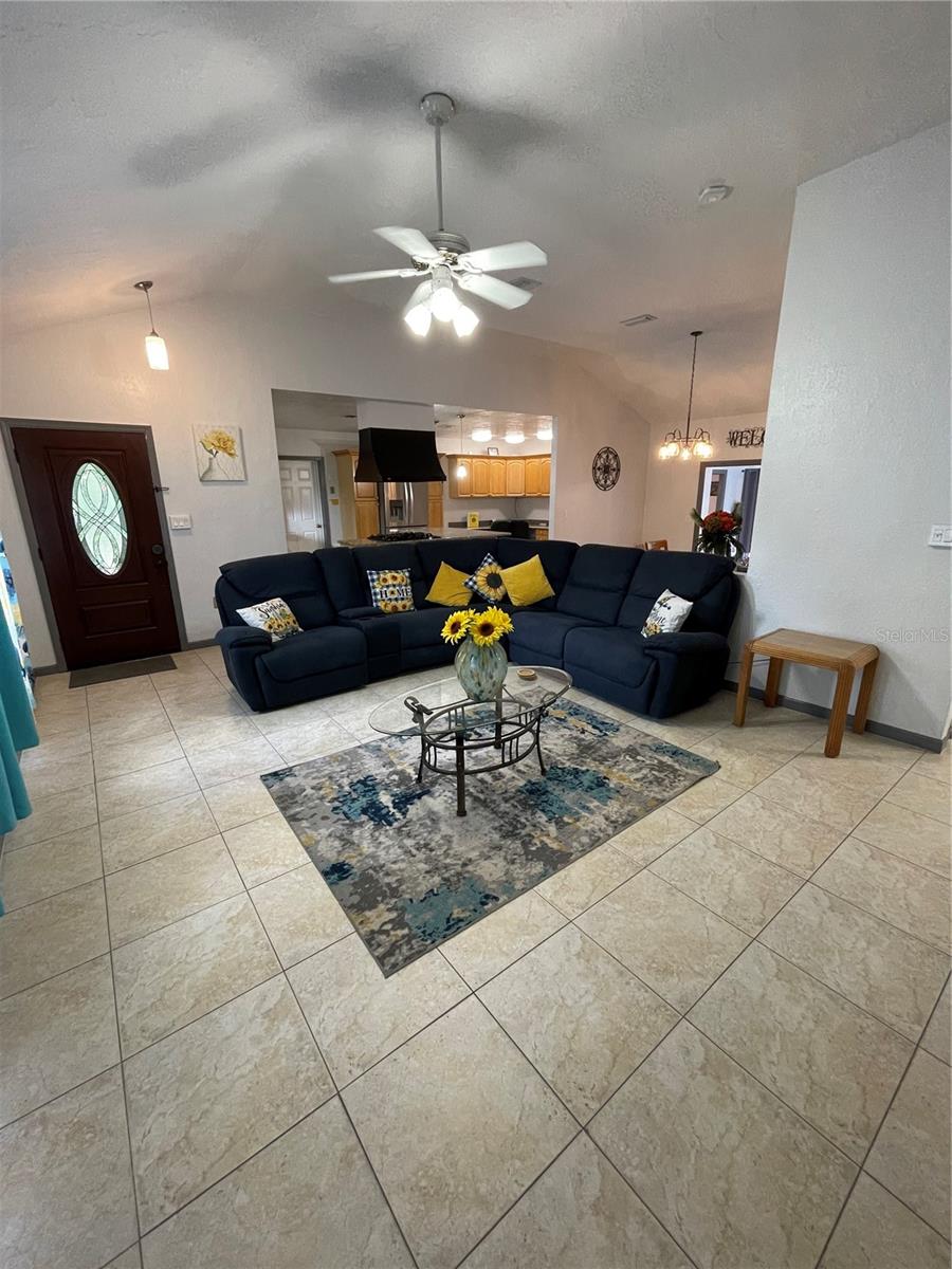 LAKE JESSAMINE ESTS - Residential