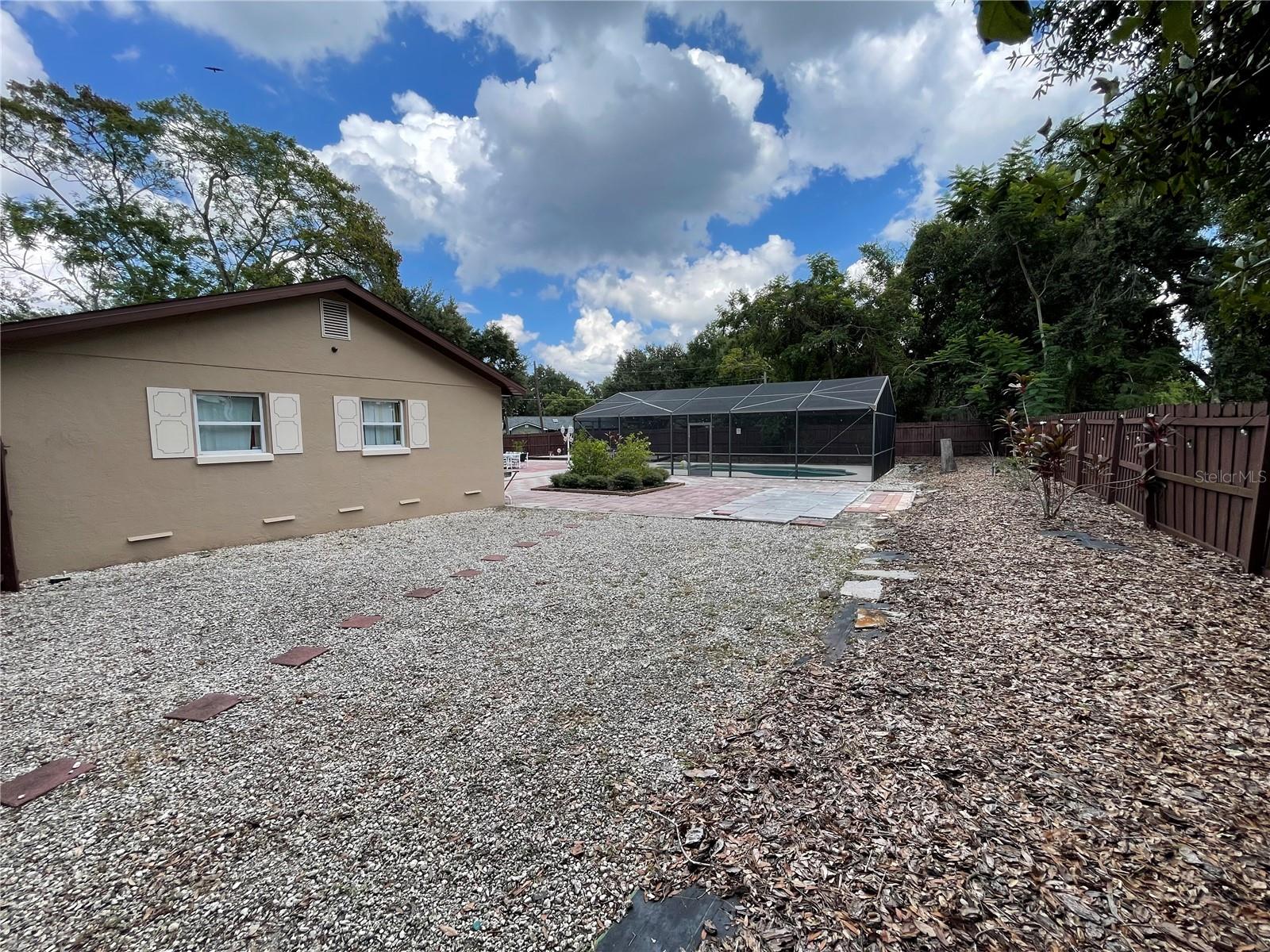 LAKE JESSAMINE ESTS - Residential