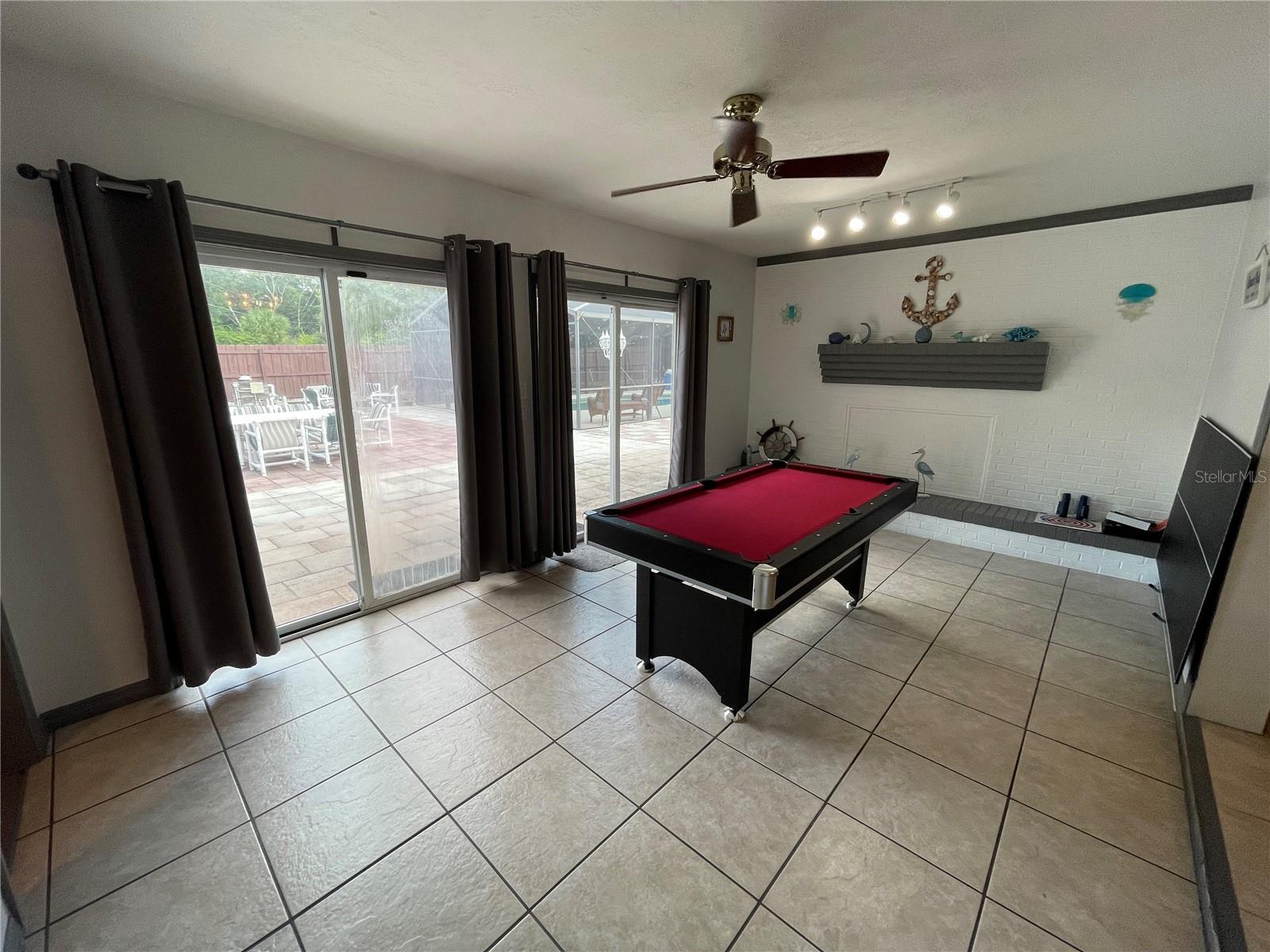 LAKE JESSAMINE ESTS - Residential