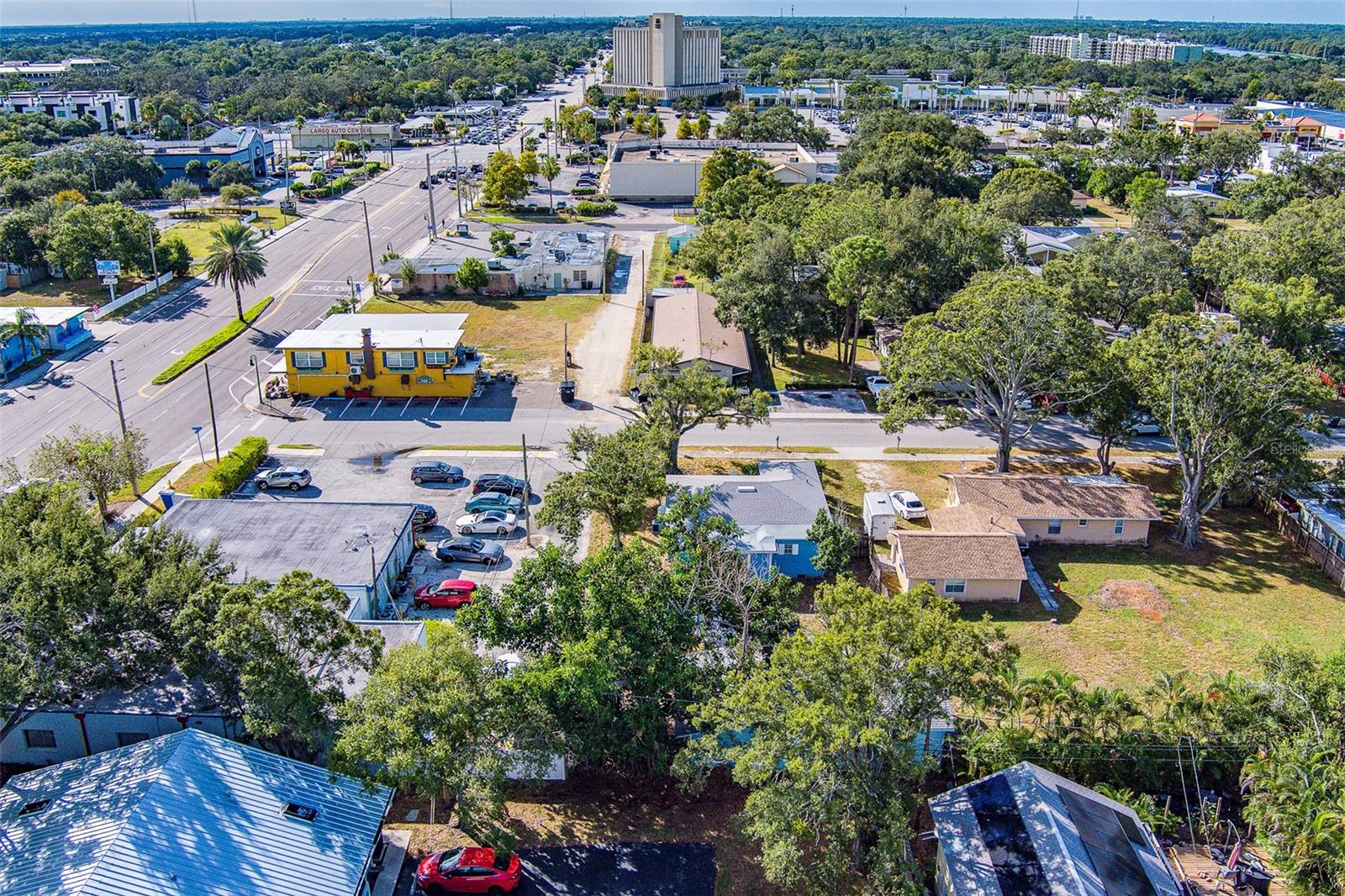 LARGO CENTRAL - Residential Lease