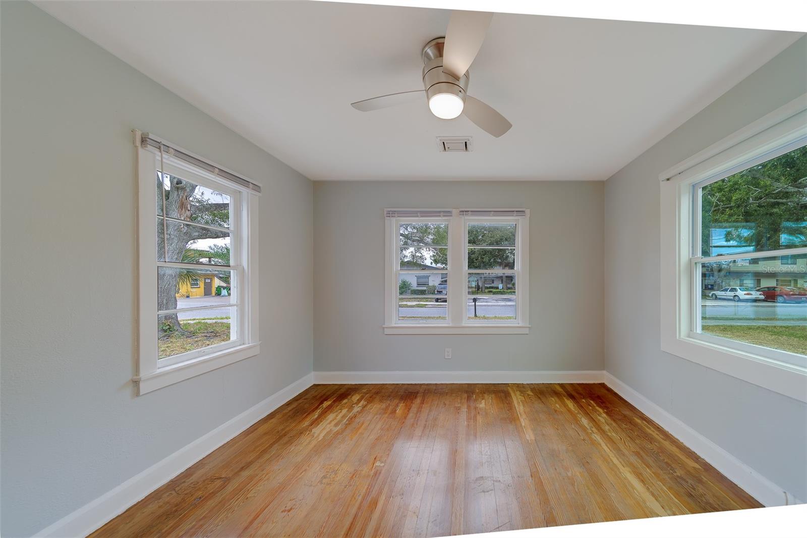 LARGO CENTRAL - Residential Lease