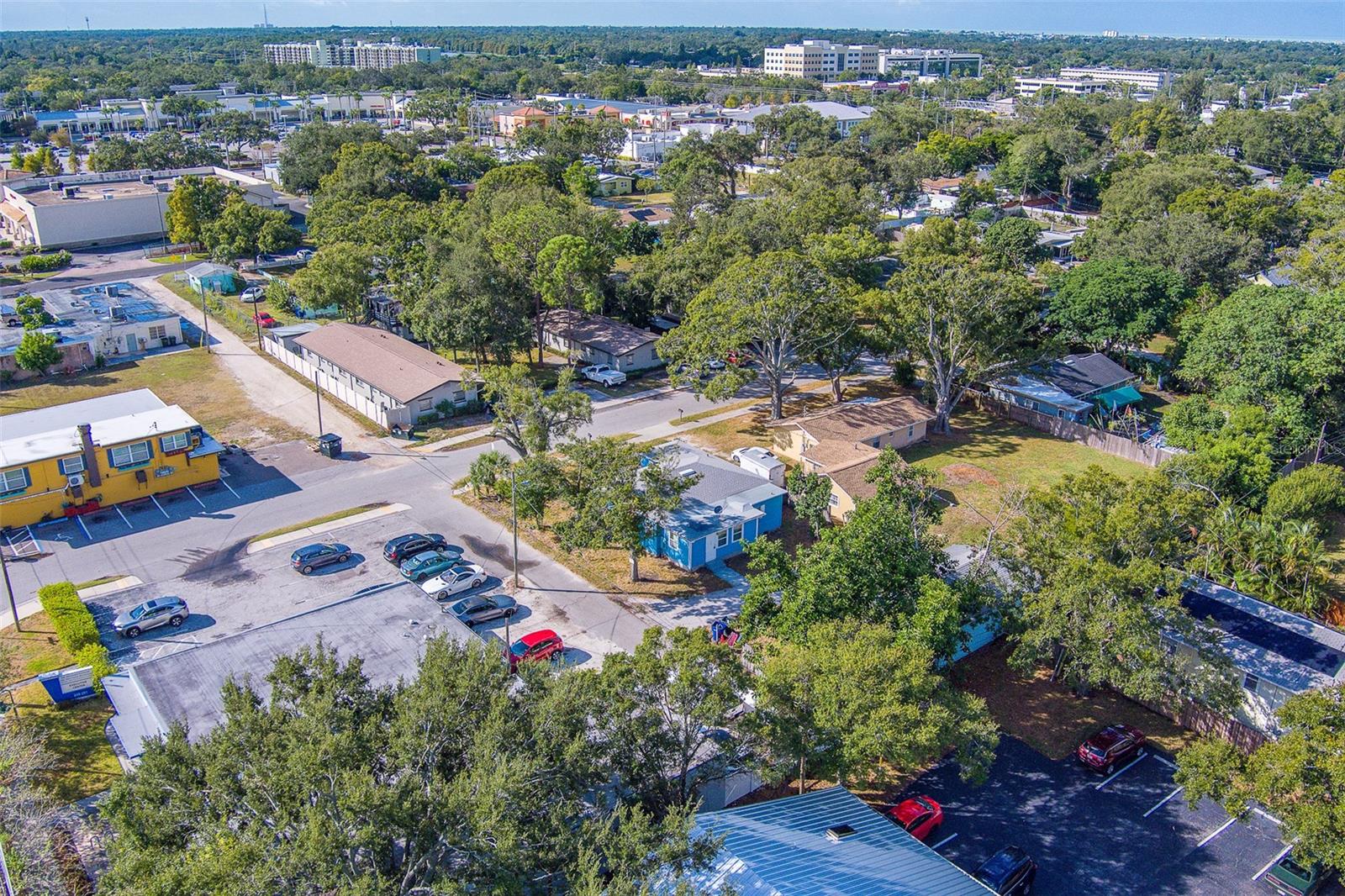 LARGO CENTRAL - Residential Lease