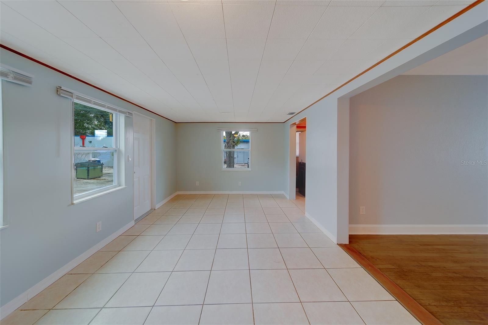 LARGO CENTRAL - Residential Lease