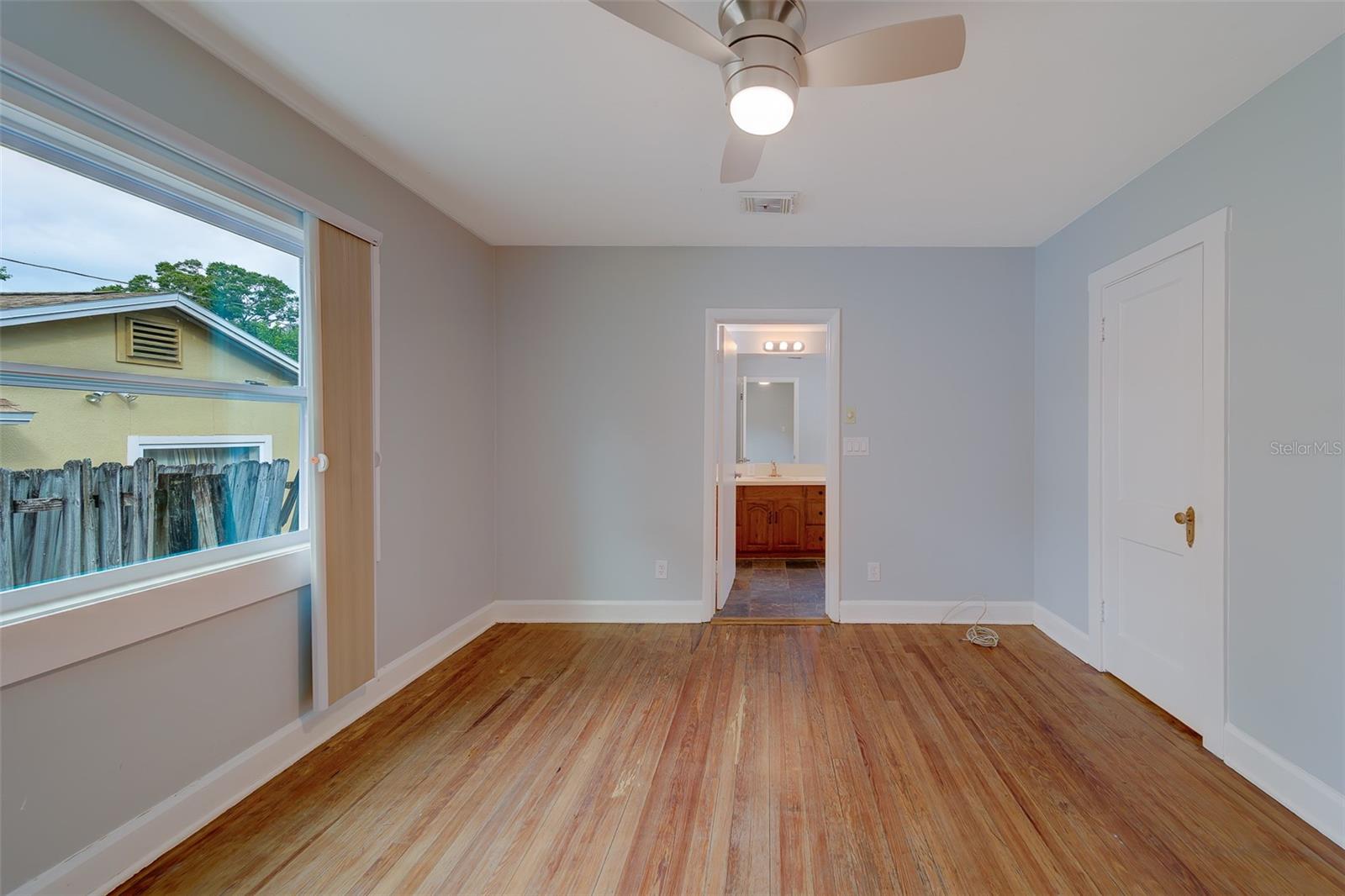 LARGO CENTRAL - Residential Lease