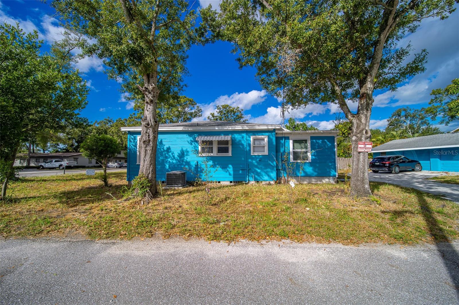 LARGO CENTRAL - Residential Lease