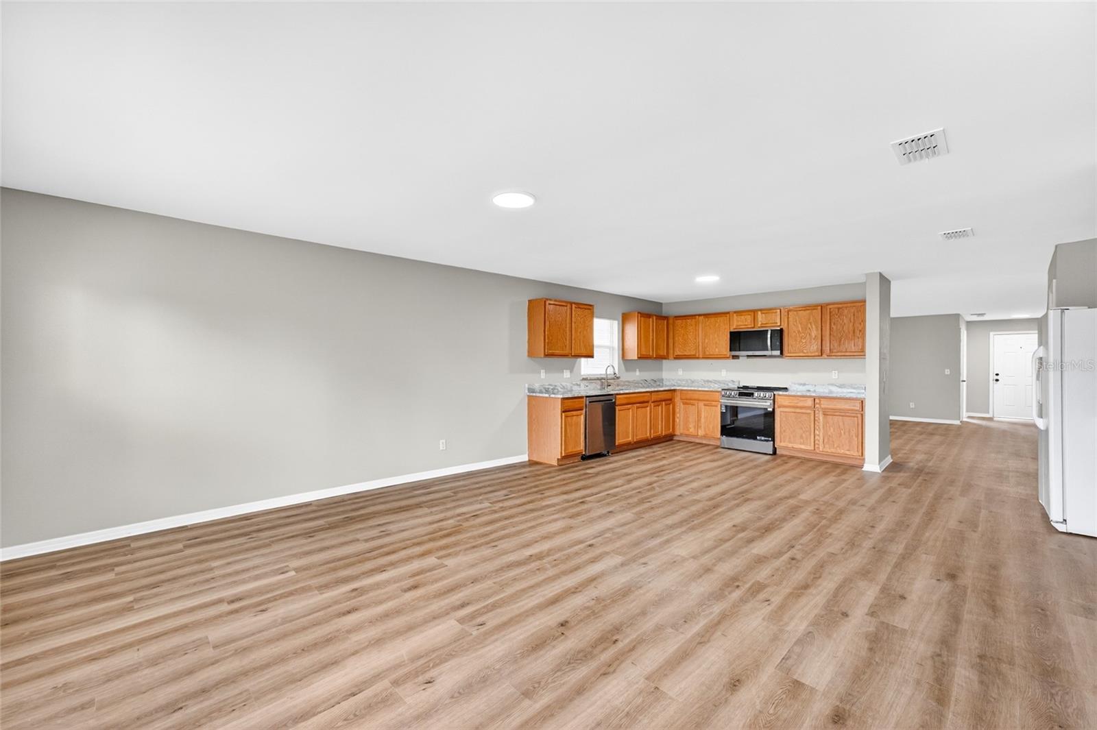 WATERFORD CHASE EAST PH 02 VILLAGE - Residential