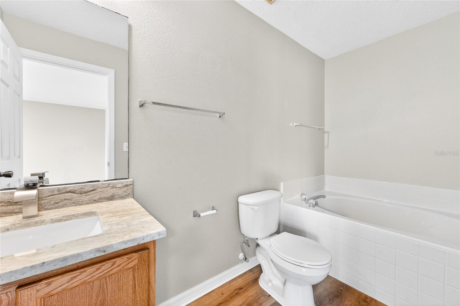 WATERFORD CHASE EAST PH 02 VILLAGE - Residential