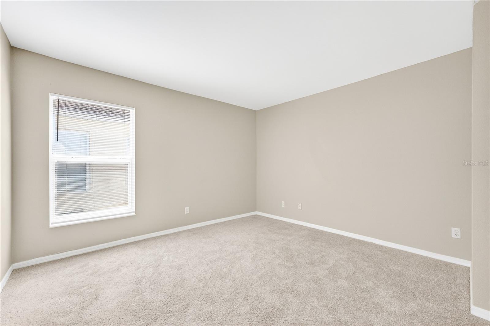 WATERFORD CHASE EAST PH 02 VILLAGE - Residential