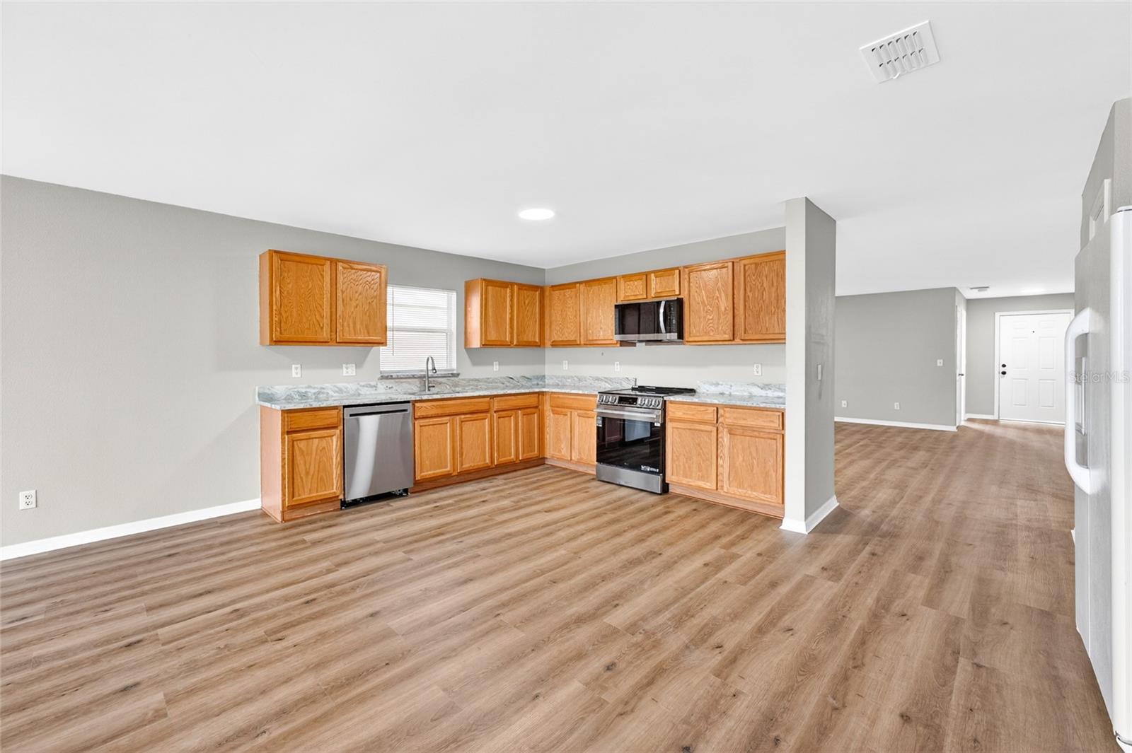 WATERFORD CHASE EAST PH 02 VILLAGE - Residential